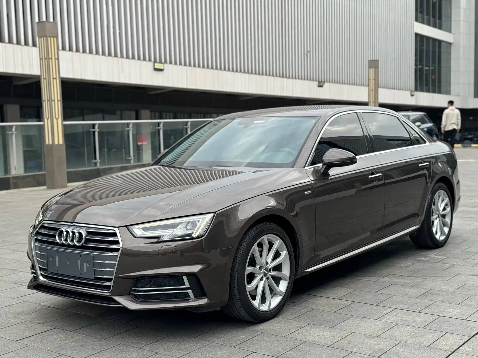 AUDI A4L 2018