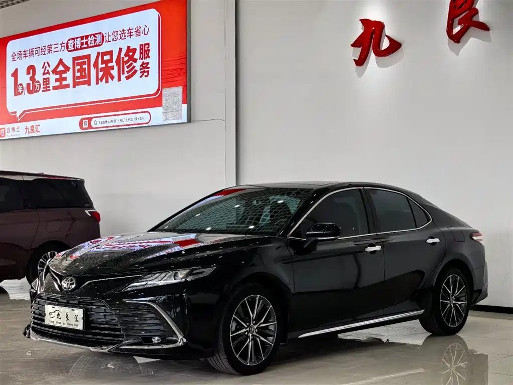 TOYOTA CAMRY 2023