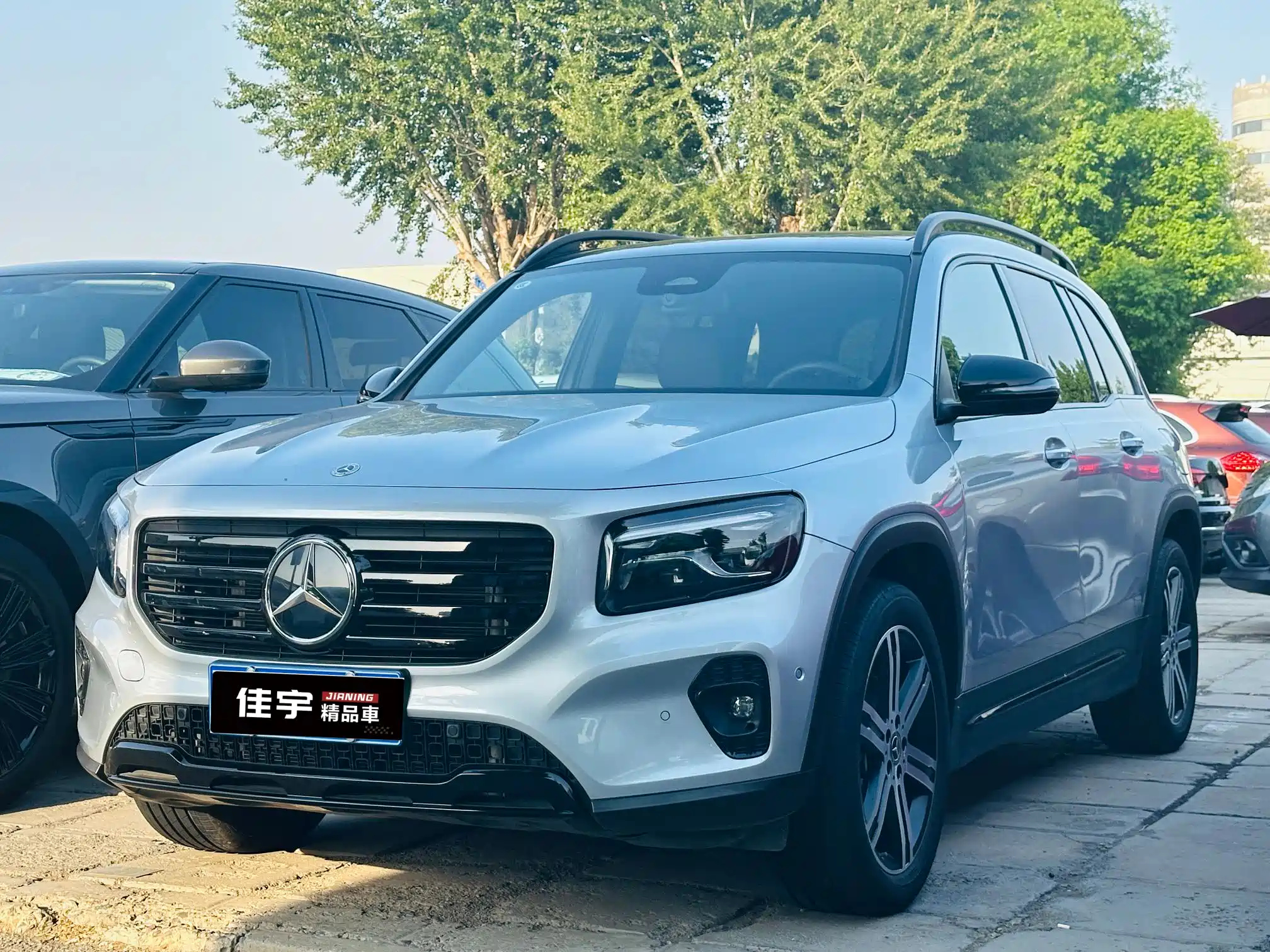 MERCEDES BENZ GLB 2023