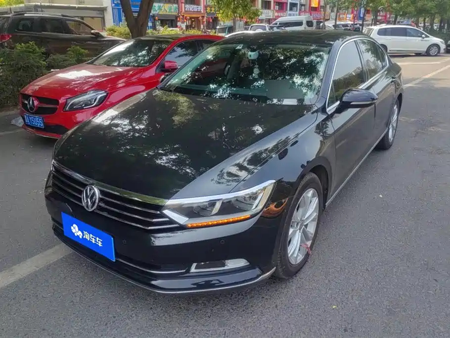 VOLKSWAGEN MAGOTAN 2017