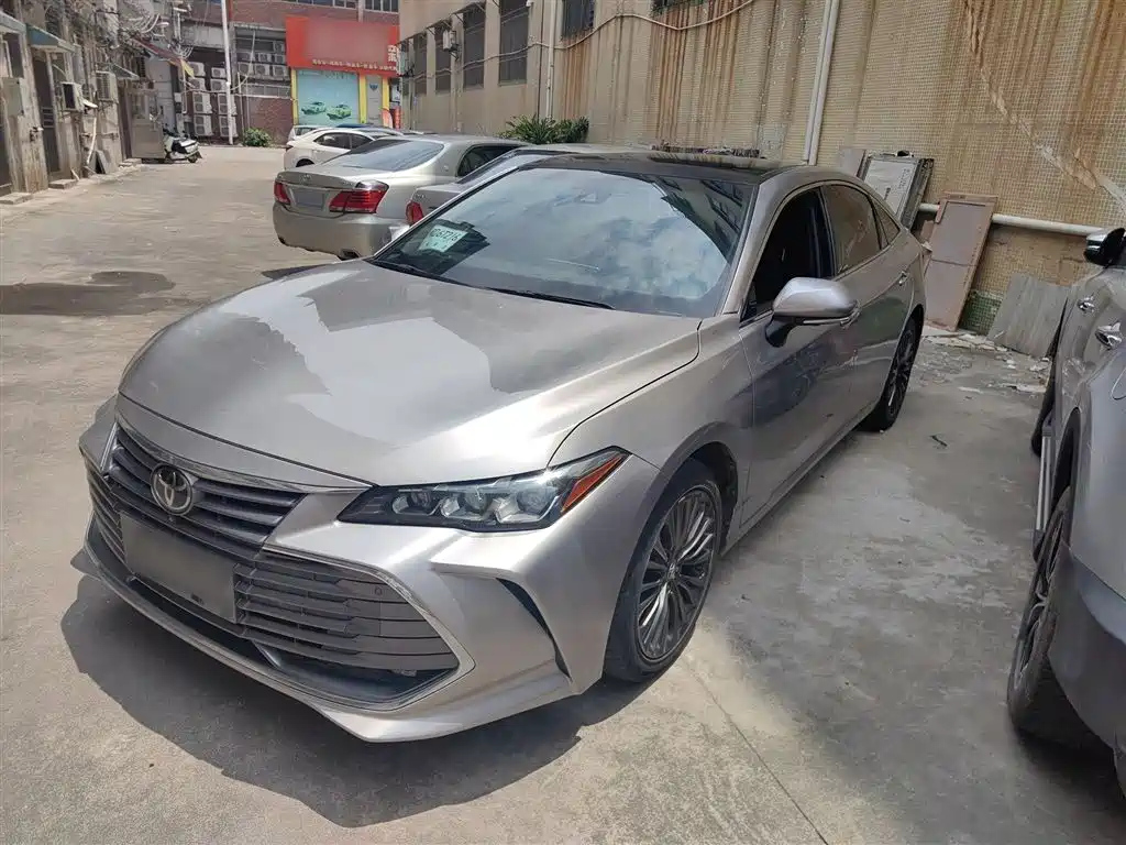 TOYOTA AVALON 2019