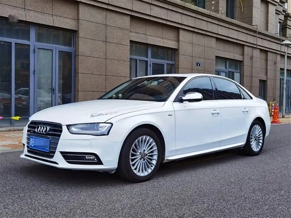 AUDI A4L 2013