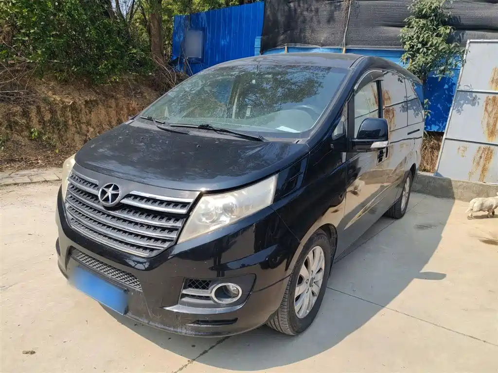 JAC REFINE M5