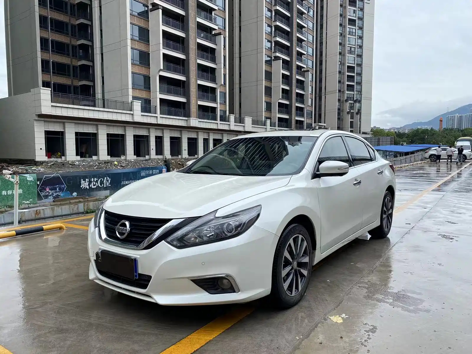 NISSAN TEANA 2016