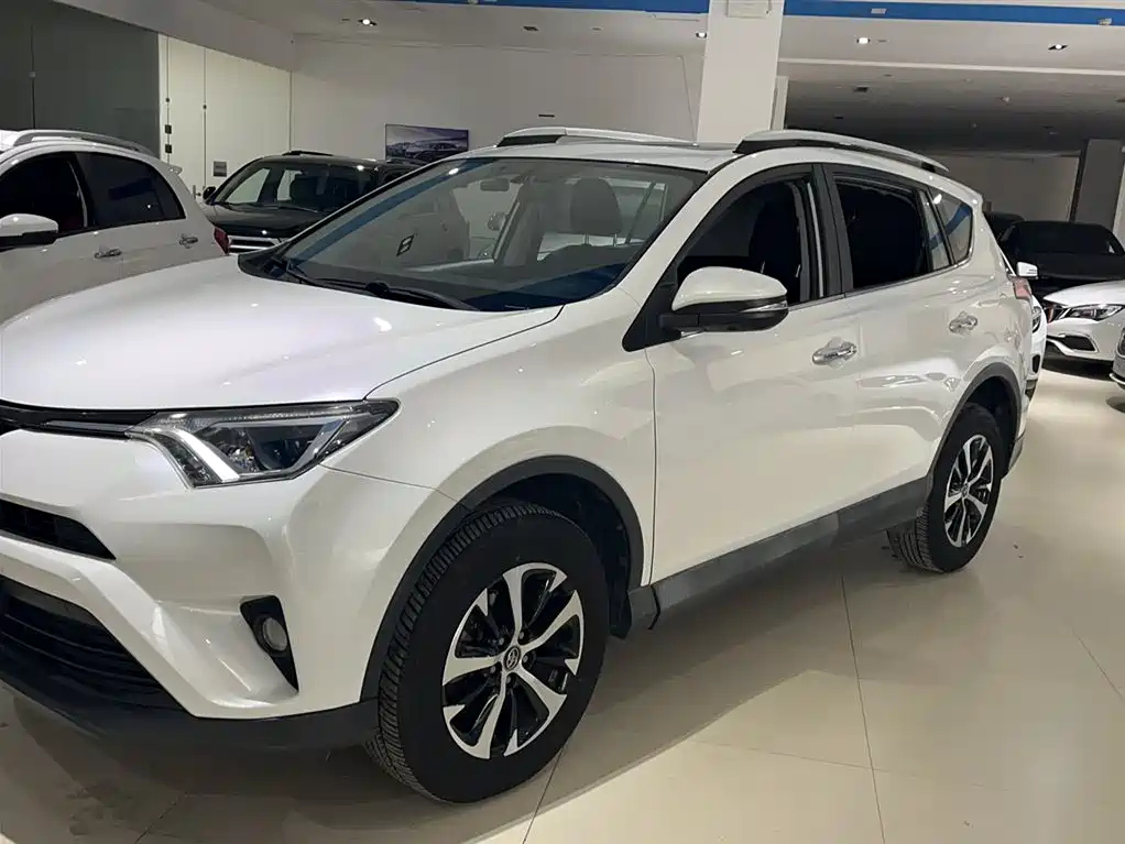 TOYOTA RAV4 RONGFANG 2016