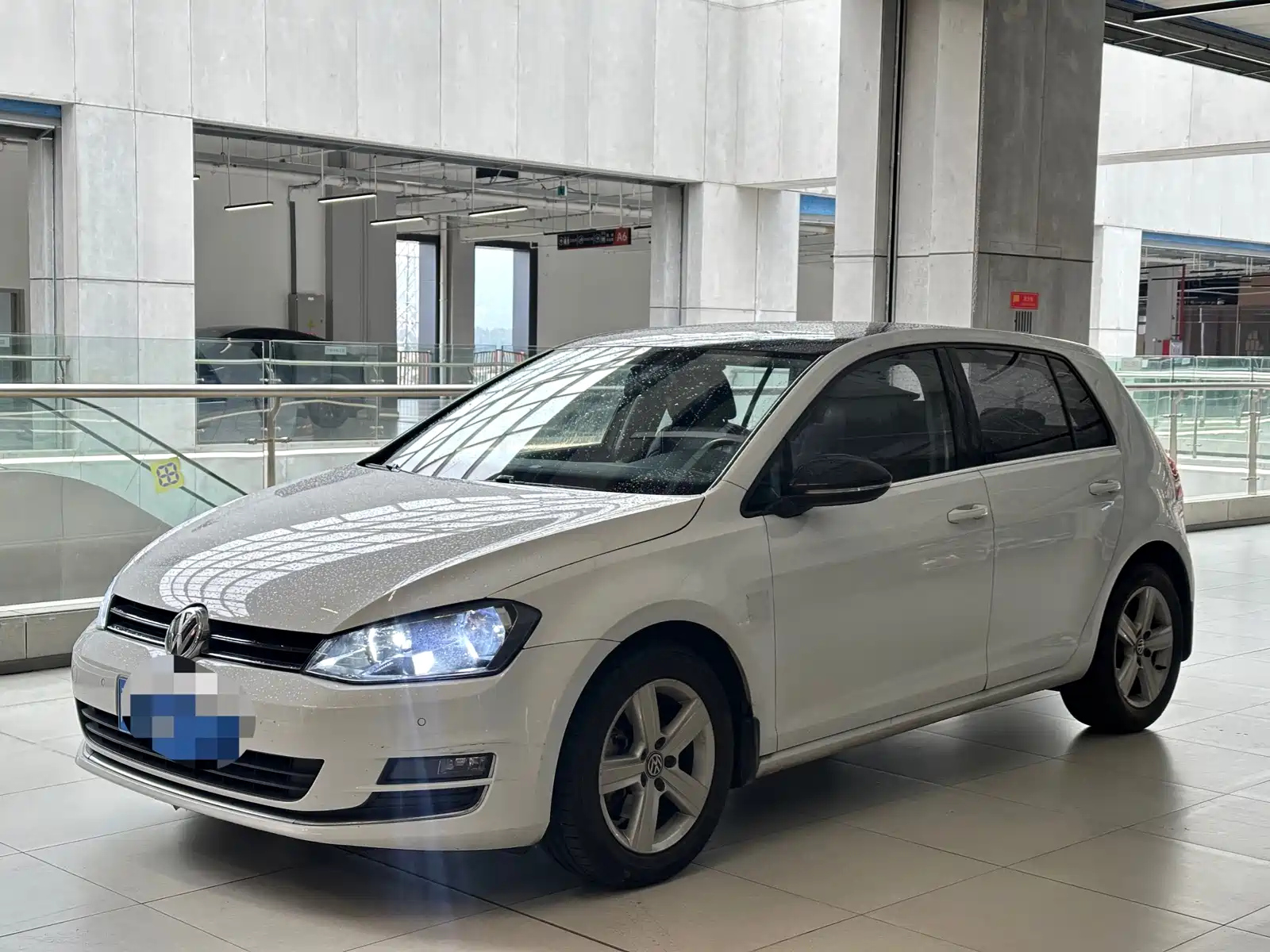 VOLKSWAGEN GOLF 2017