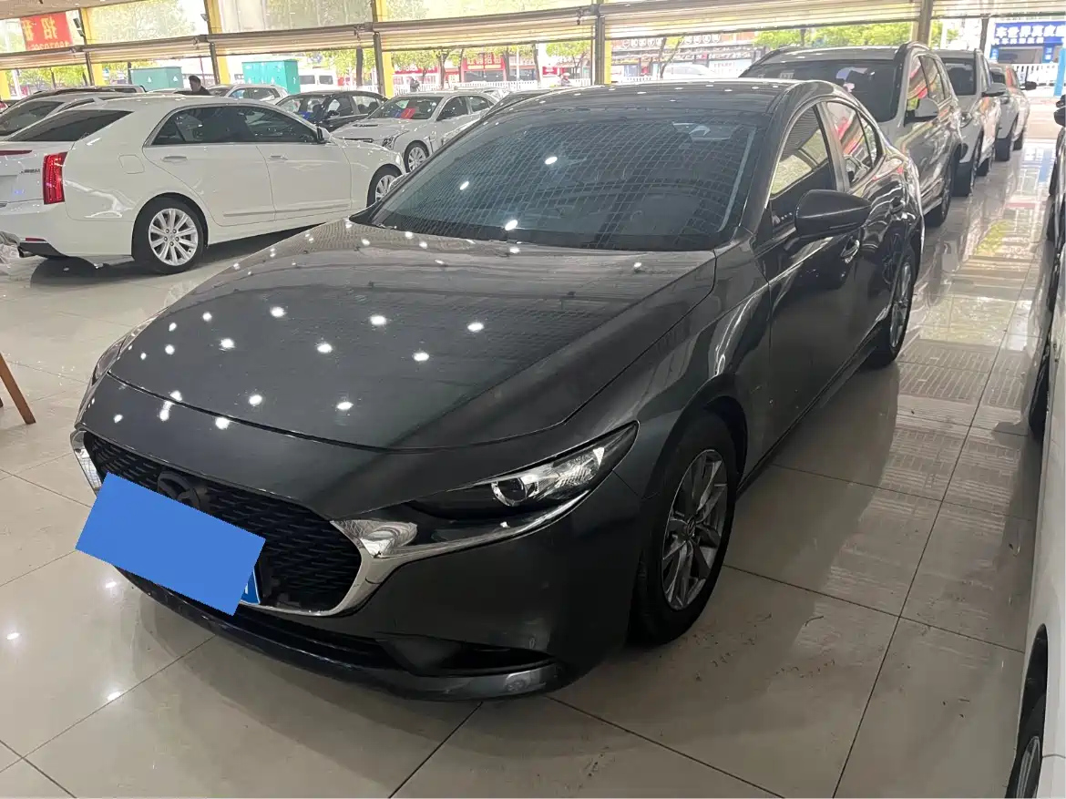 MAZDA 3 AXELA 2020