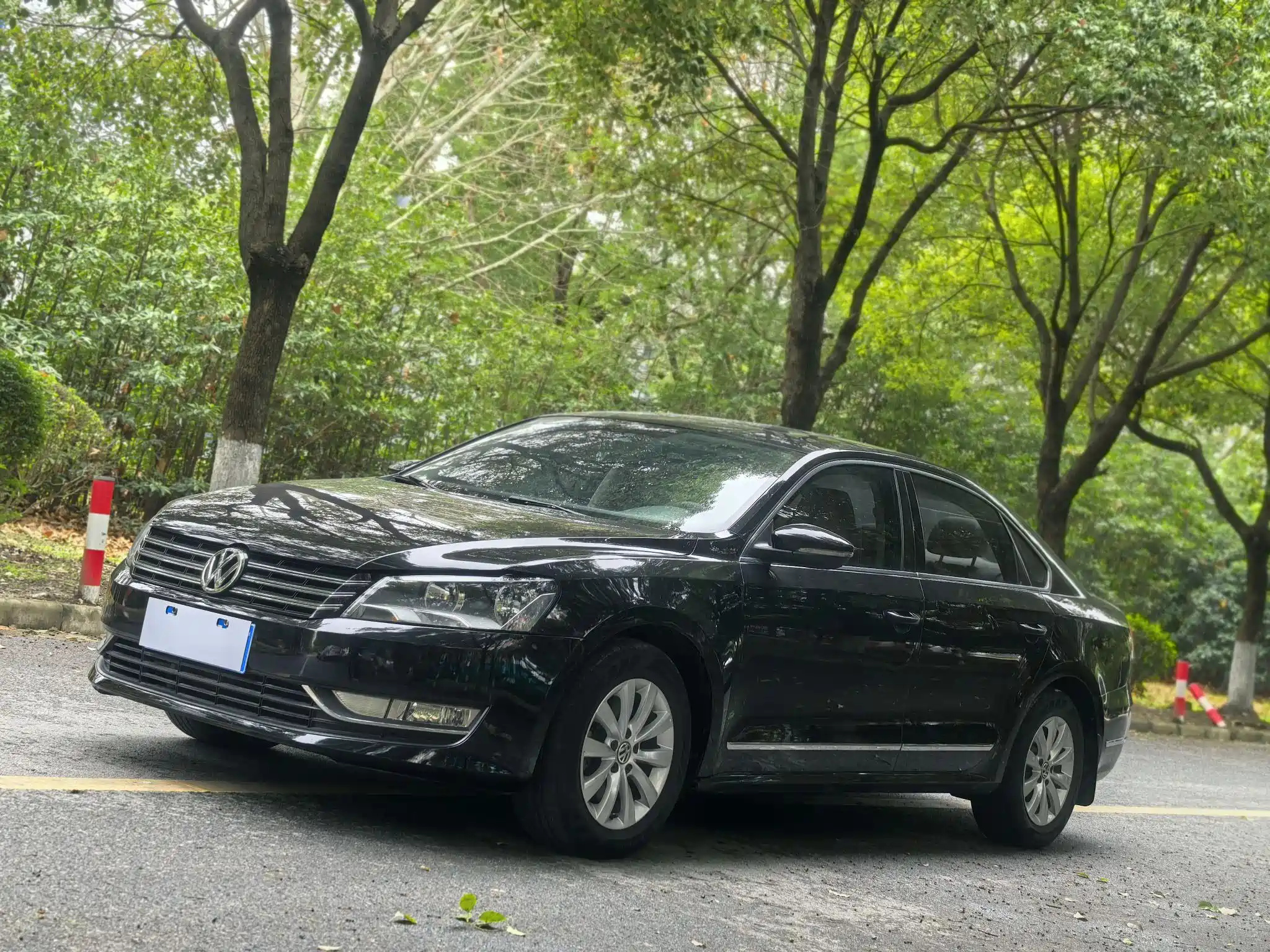 VOLKSWAGEN PASSAT 2014