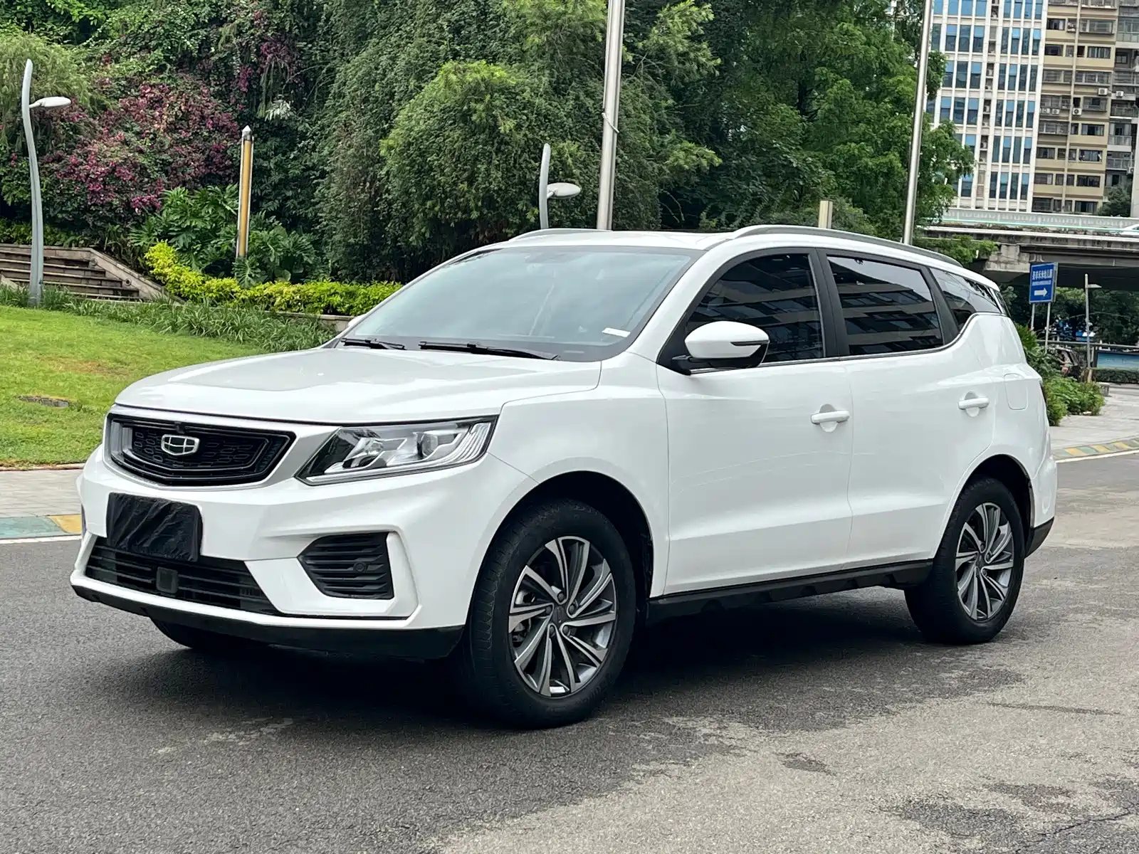 GEELY AUTO VISION X6