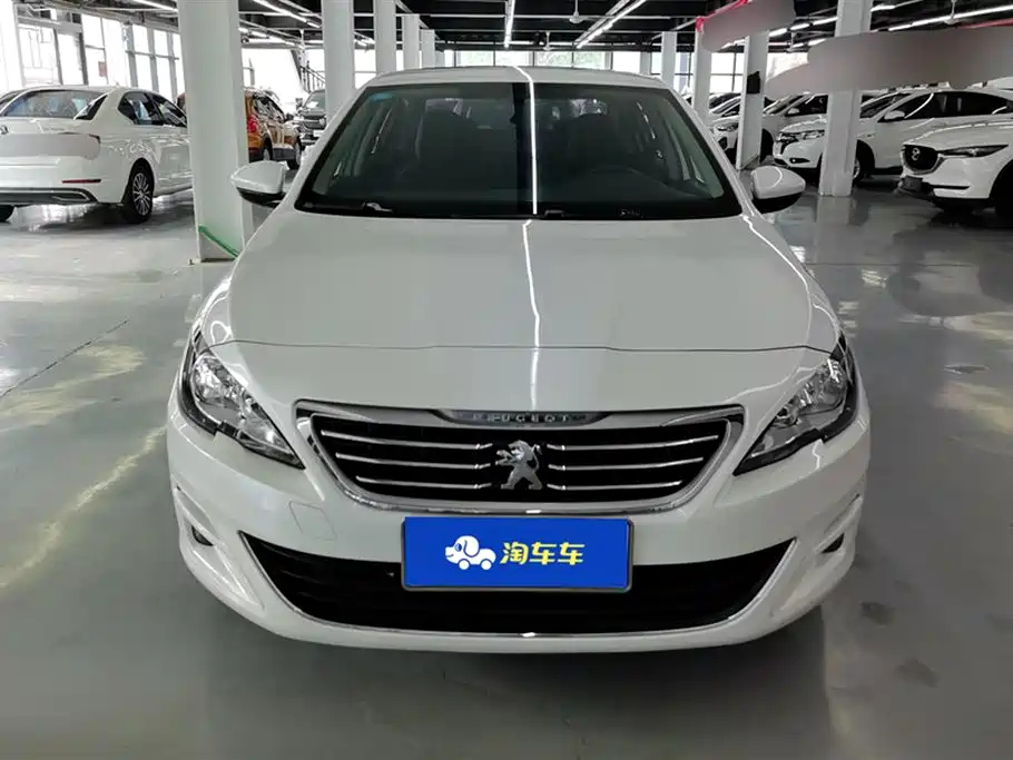 PEUGEOT 408