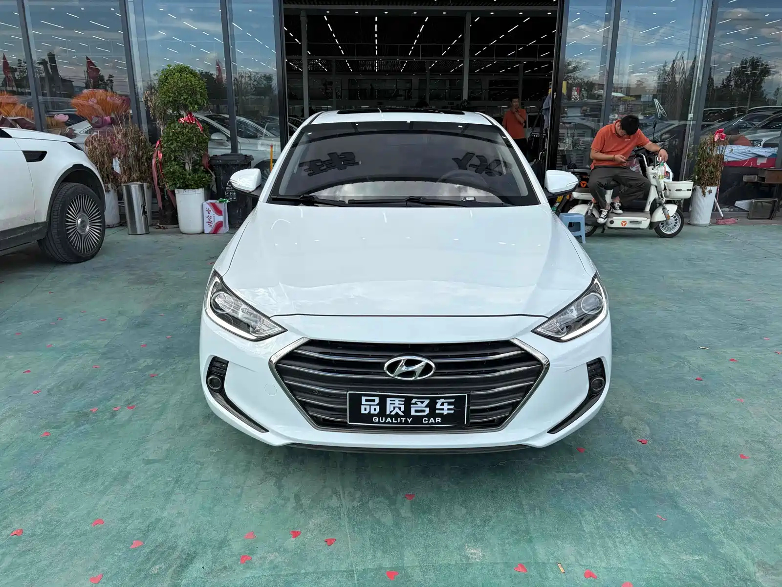 HYUNDAI ELANTRA 2016