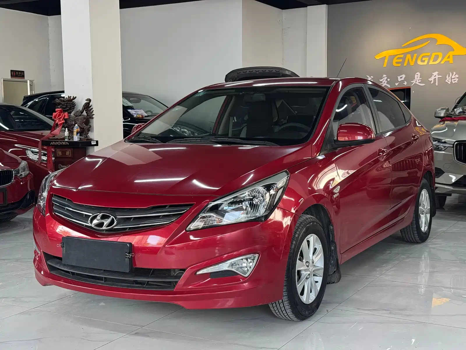 HYUNDAI RENA 2014