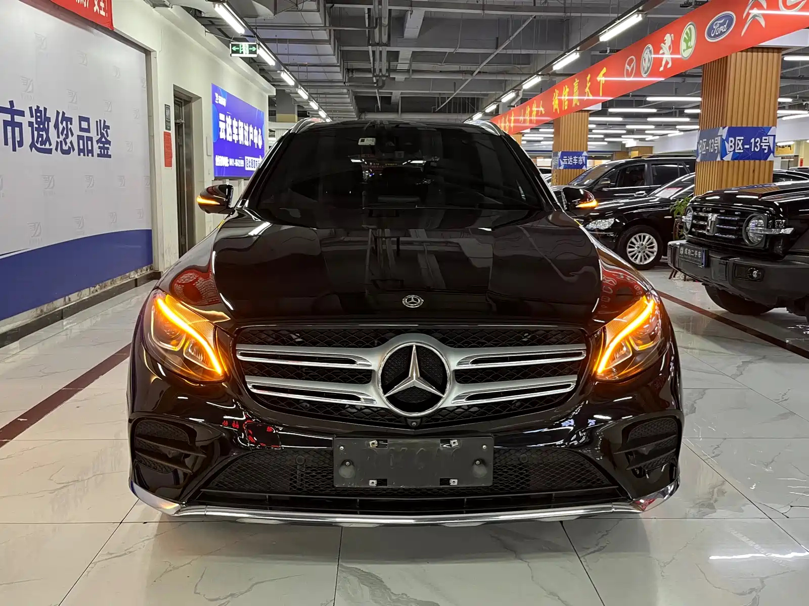 MERCEDES BENZ GLC 2019