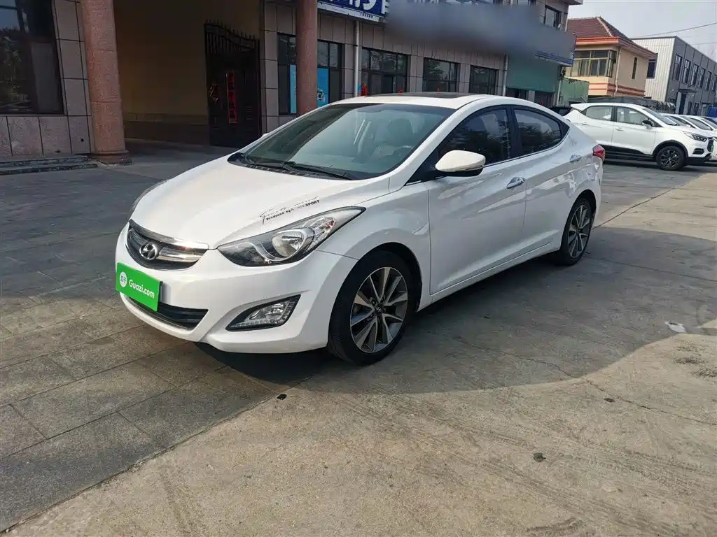 HYUNDAI ELANTRA 2015