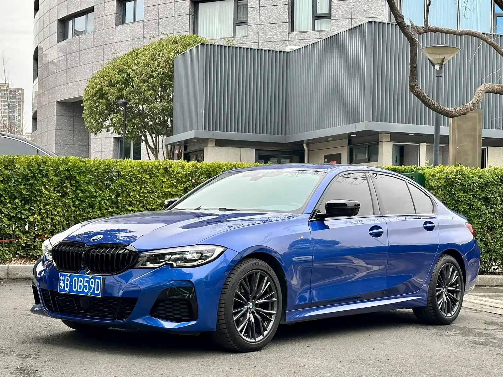 BMW 3-SERIES 2021