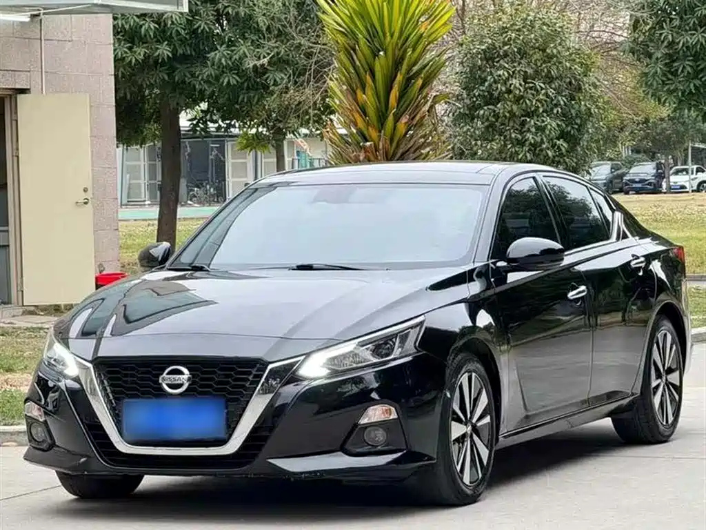 NISSAN TEANA 2021