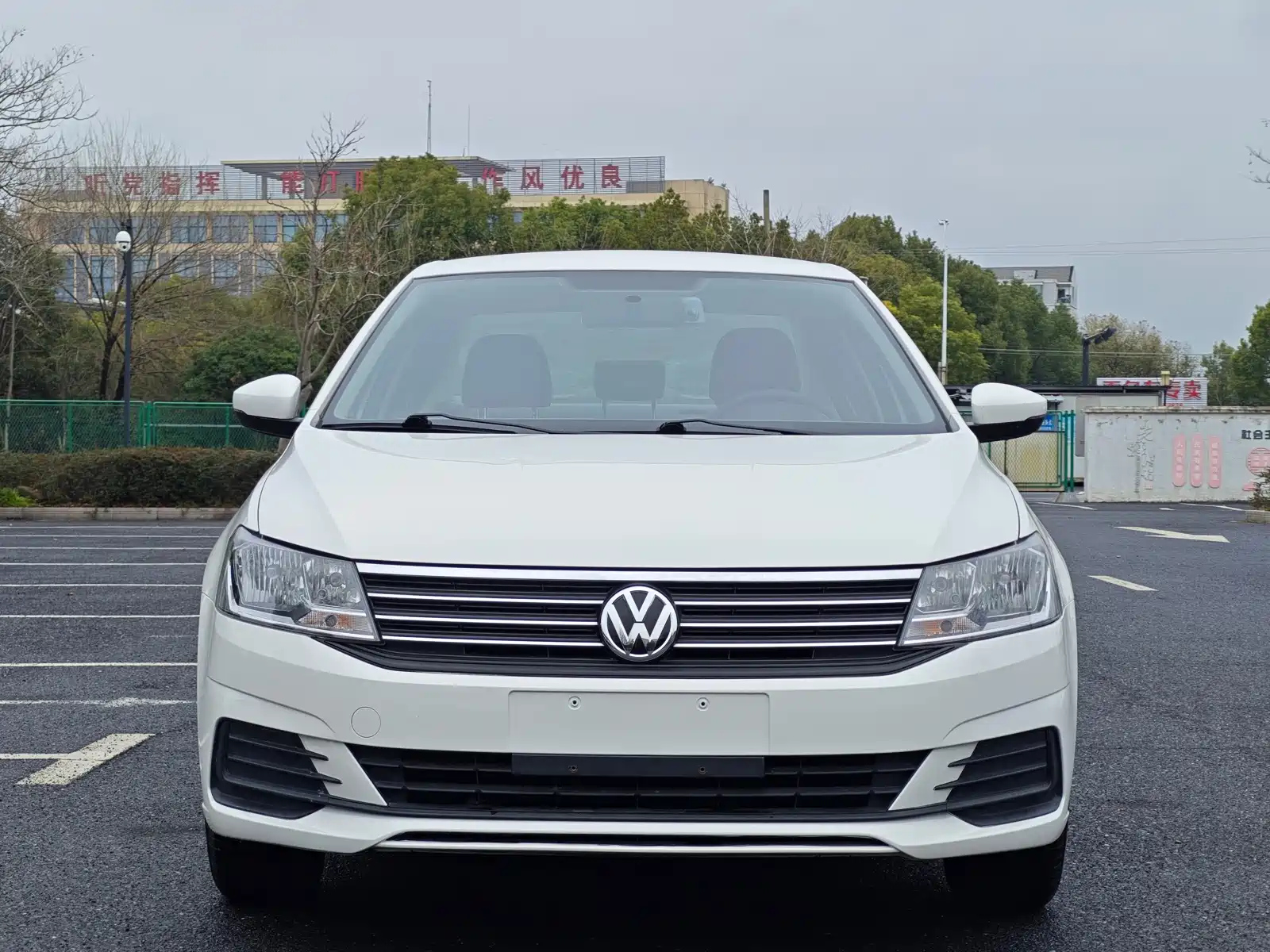 VOLKSWAGEN LAVIDA 2019