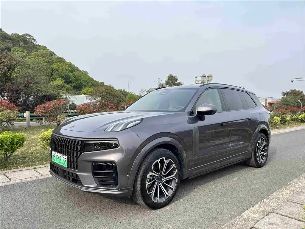 LYNK 09 NEW ENERGY 2023