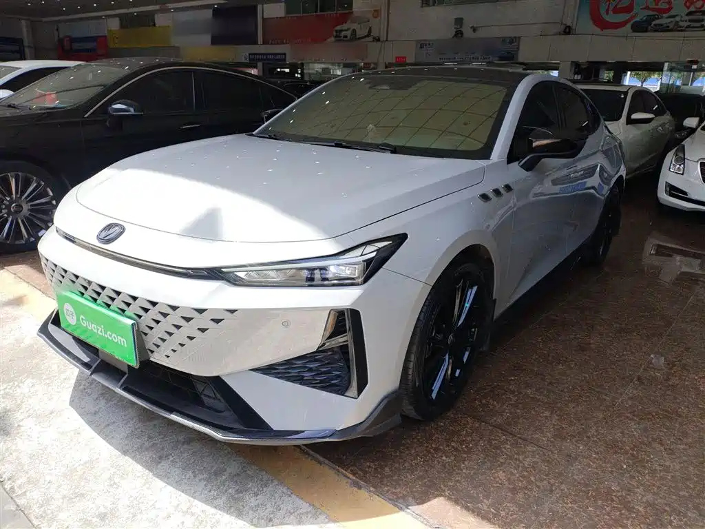 CHANGAN UNI-V 2024