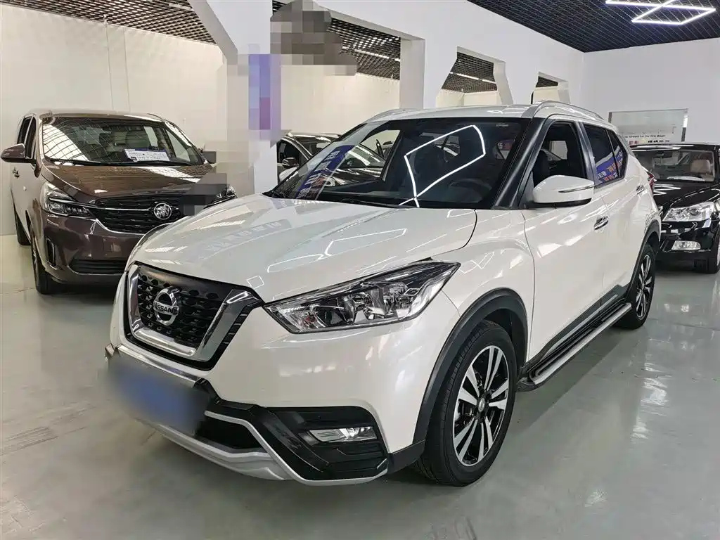 NISSAN OTHER 2017