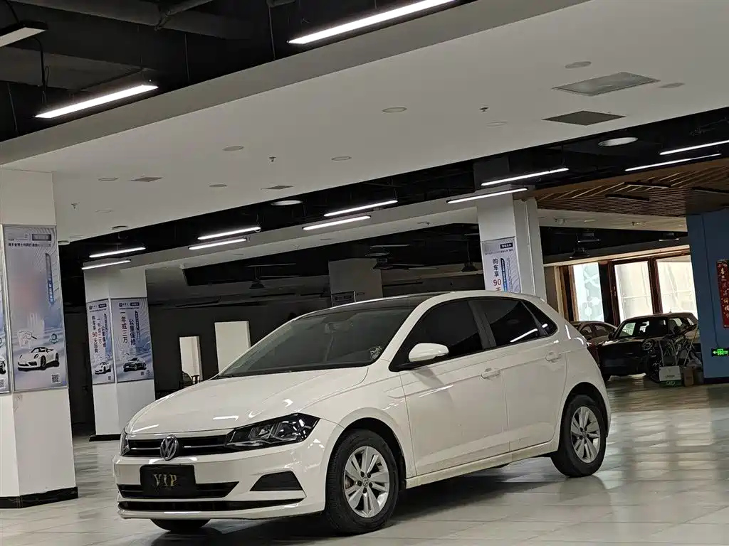VOLKSWAGEN POLO 2019