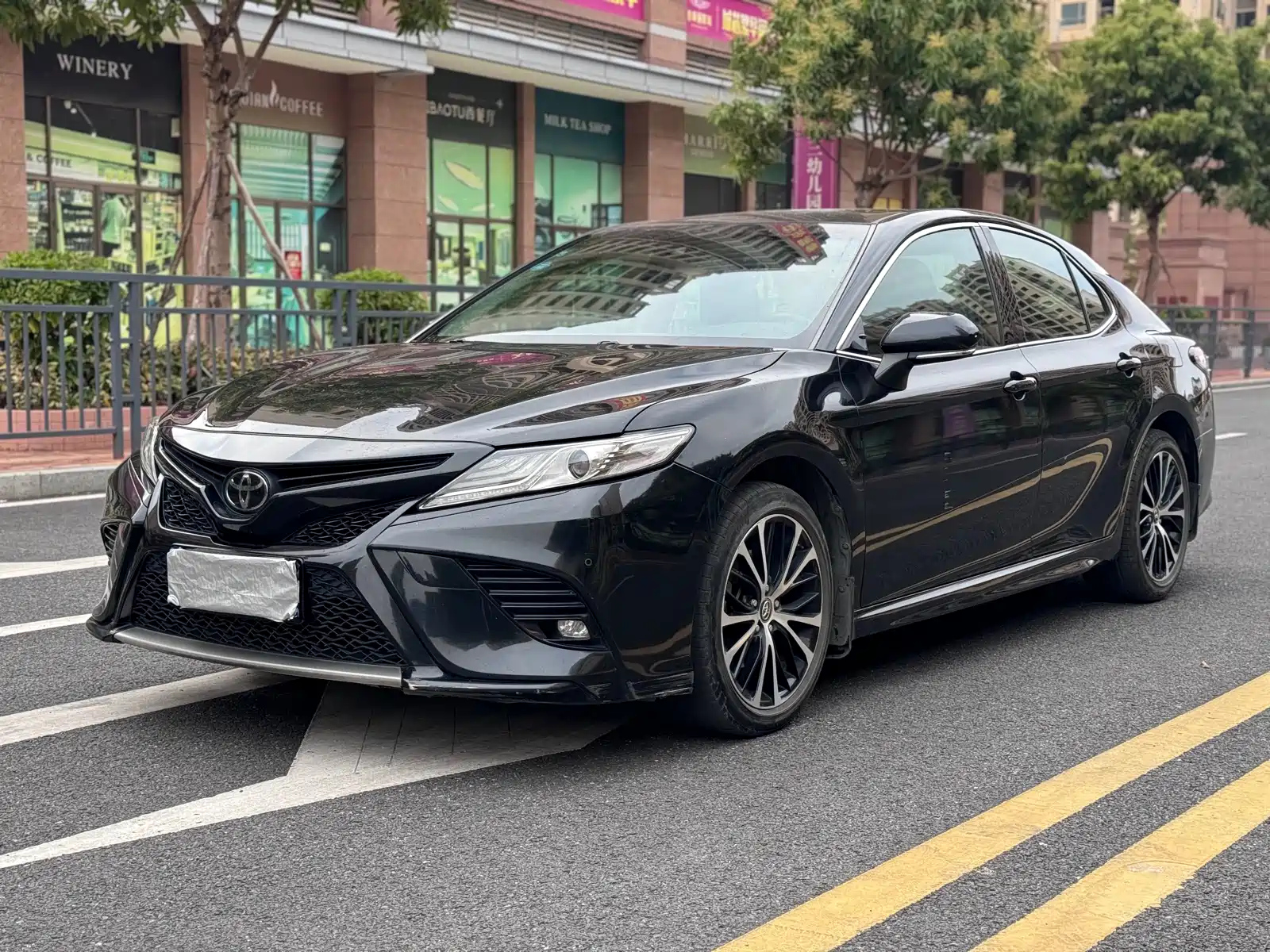 TOYOTA CAMRY 2019