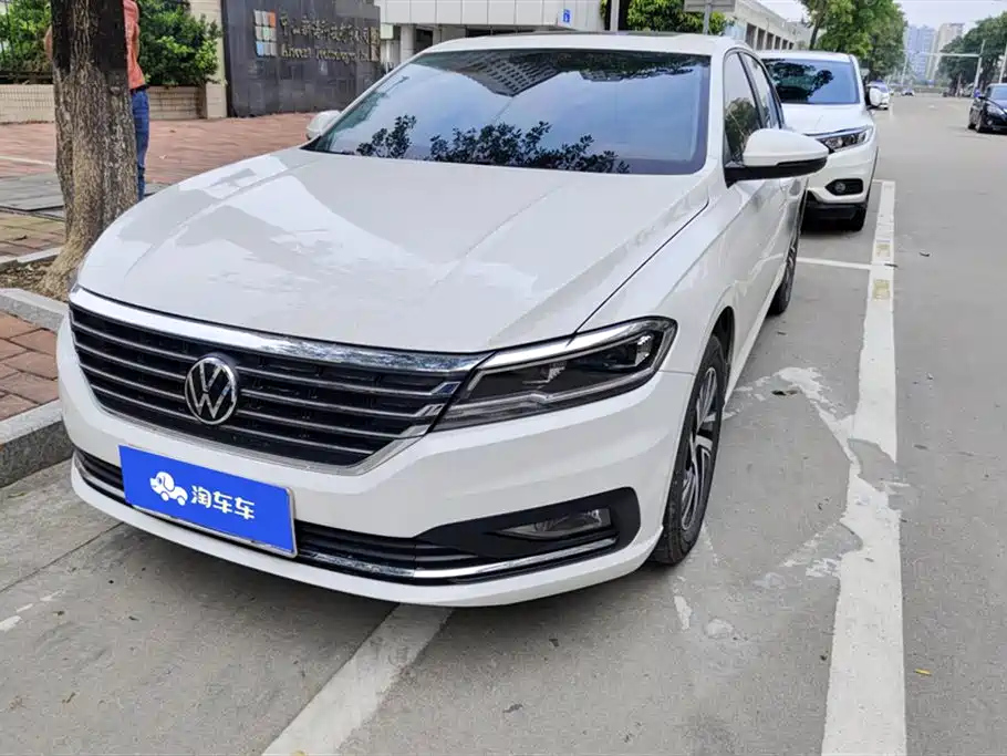 VOLKSWAGEN LAVIDA 2022