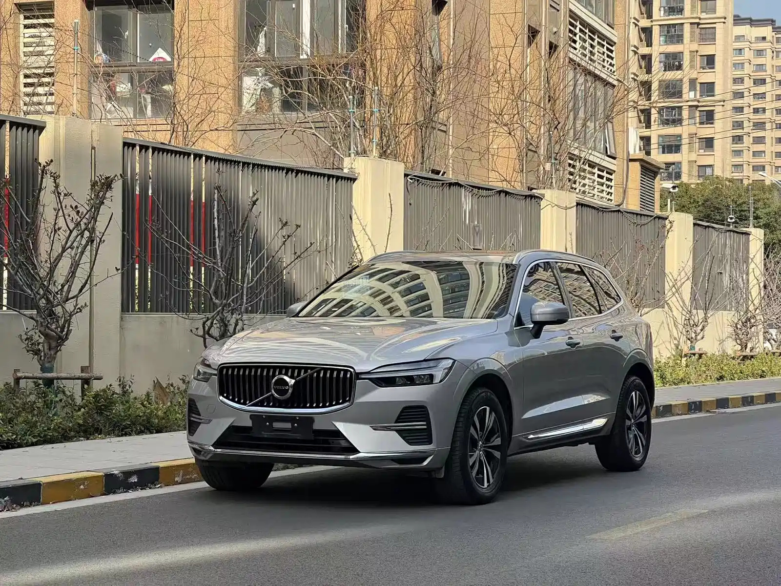 VOLVO XC60 2024