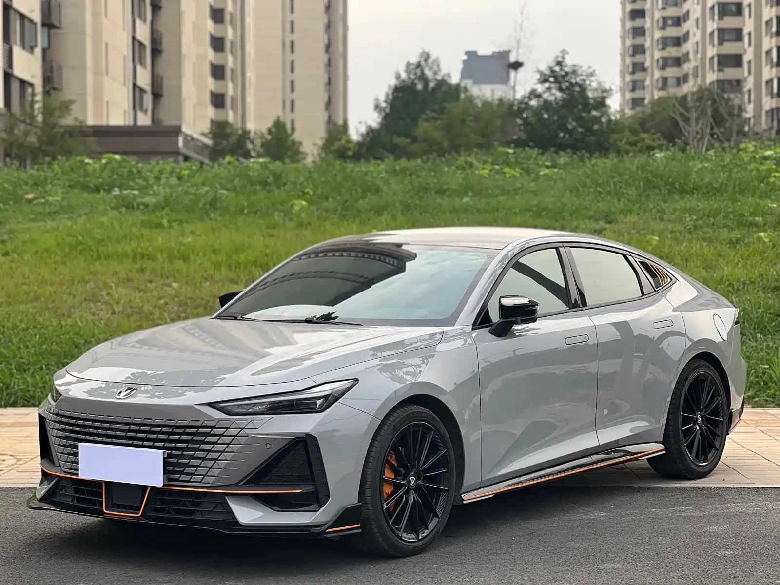 CHANGAN UNI-V
