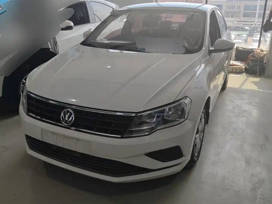 VOLKSWAGEN JETTA 2017