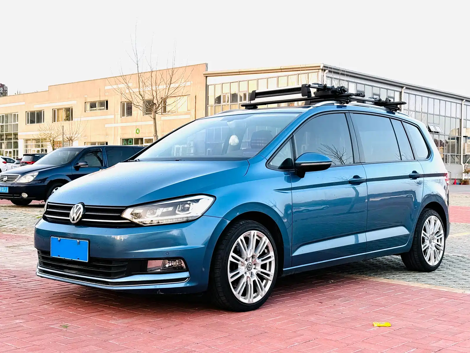 VOLKSWAGEN TOURAN 2018