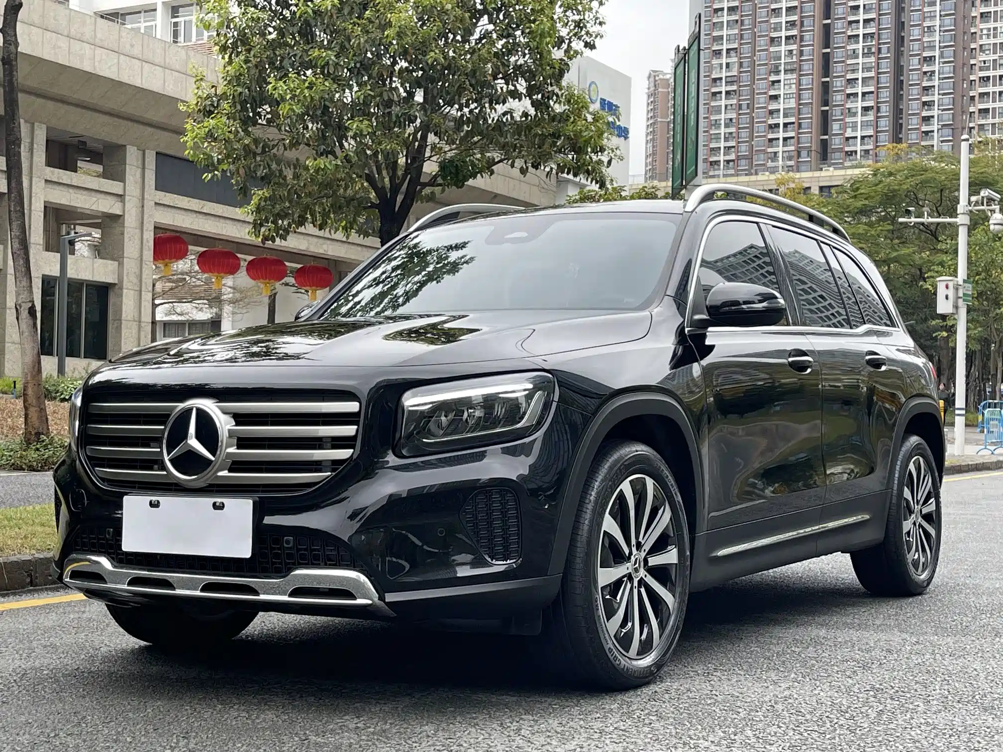 MERCEDES BENZ GLB 2024