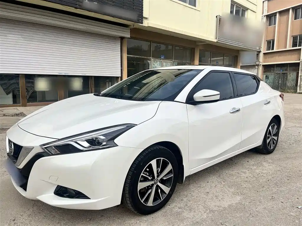 NISSAN LANNIA 2019
