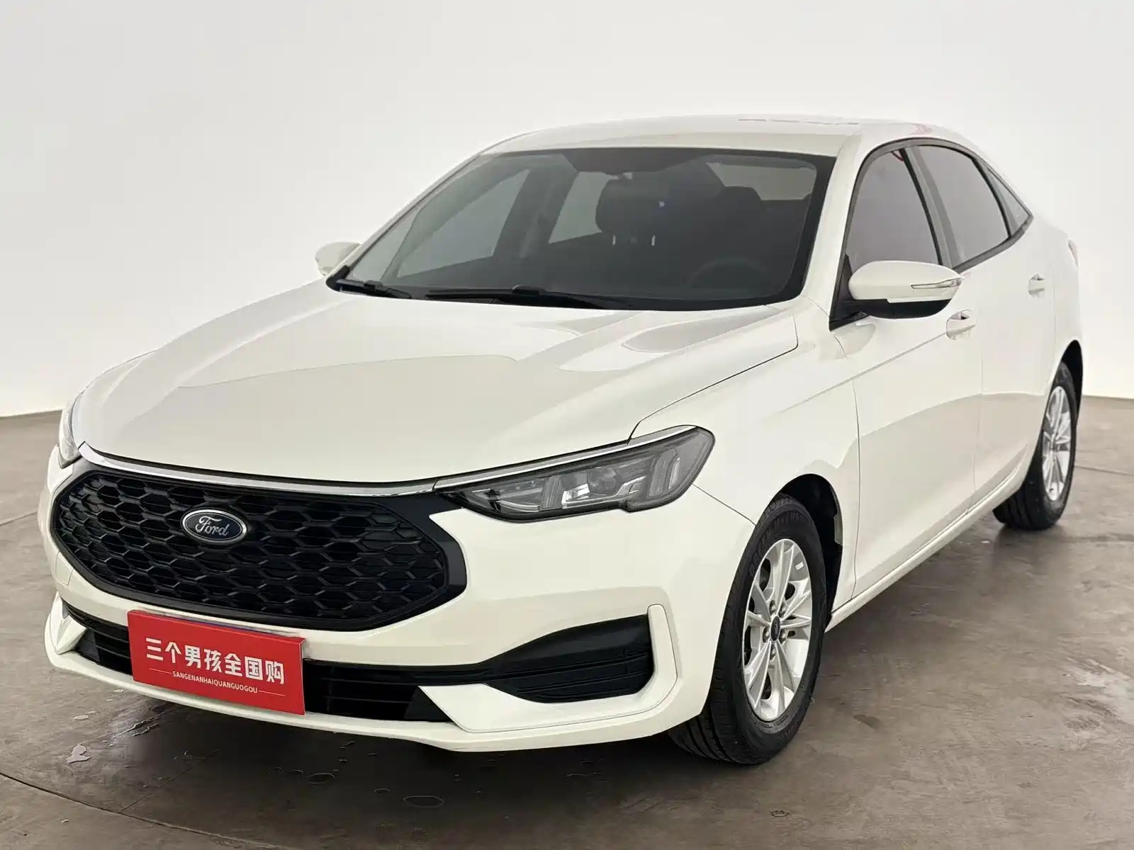 FORD ESCORT 2021