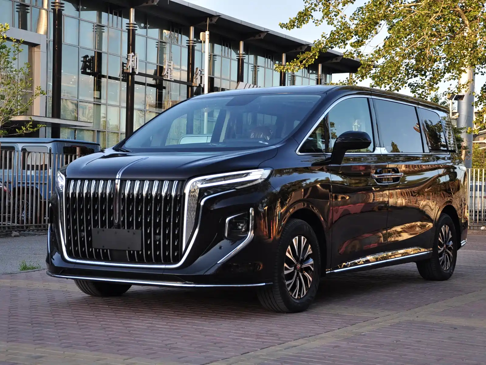 HONGQI HQ9 PHEV 2024