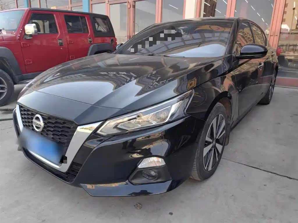 NISSAN TEANA 2021