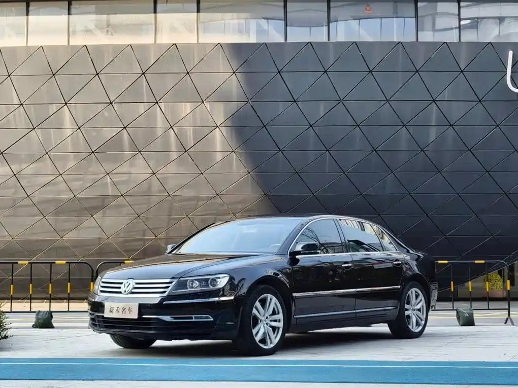 VOLKSWAGEN PHAETON