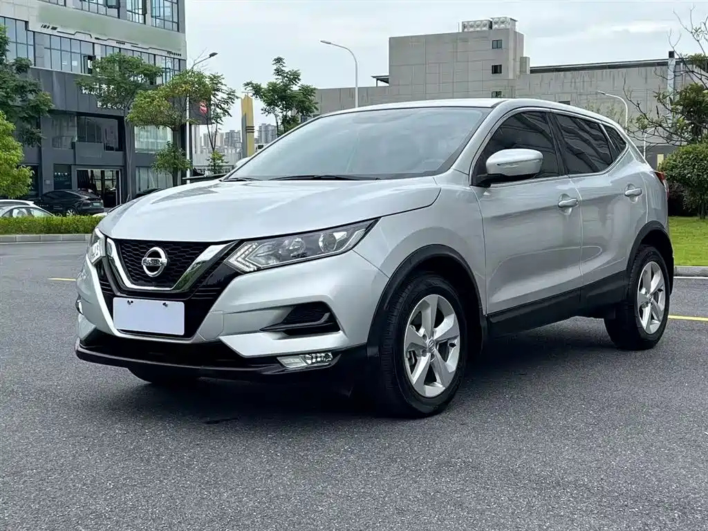 NISSAN QASHQAI 2019