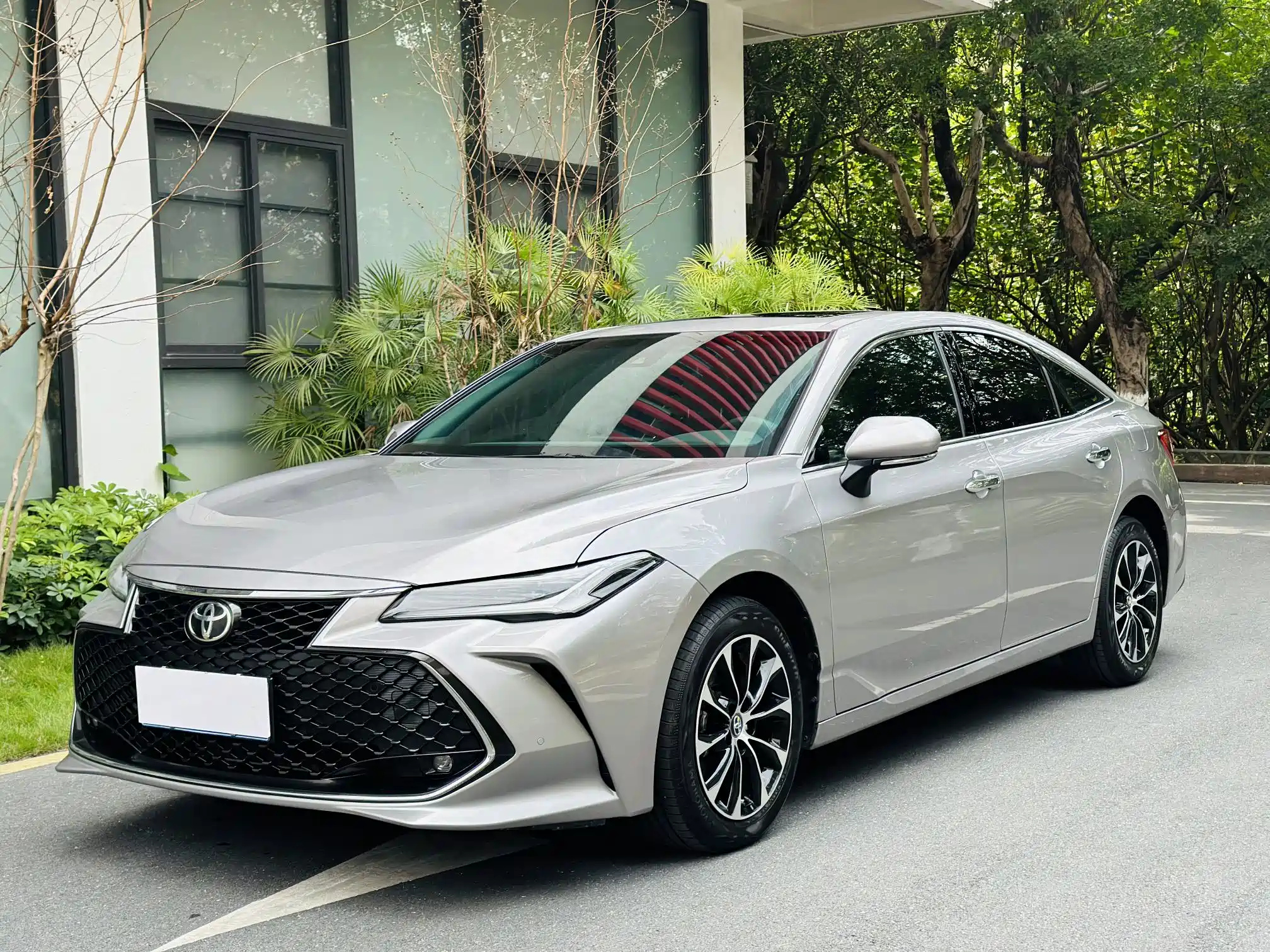 TOYOTA AVALON 2023
