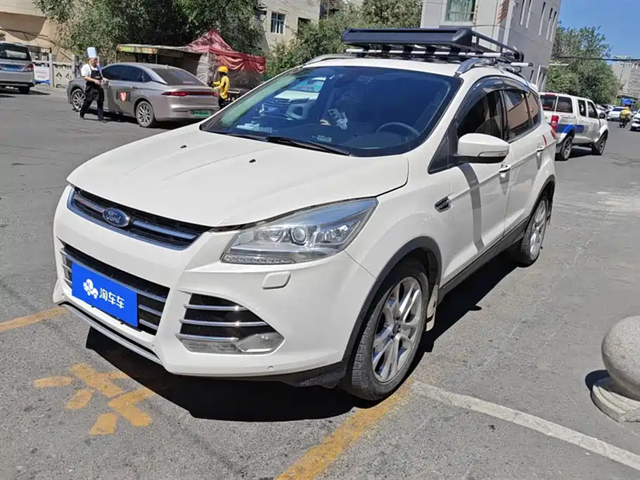 FORD ESCAPE 2015