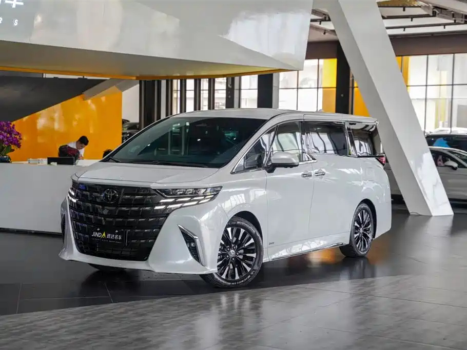 TOYOTA ALPHARD 2024