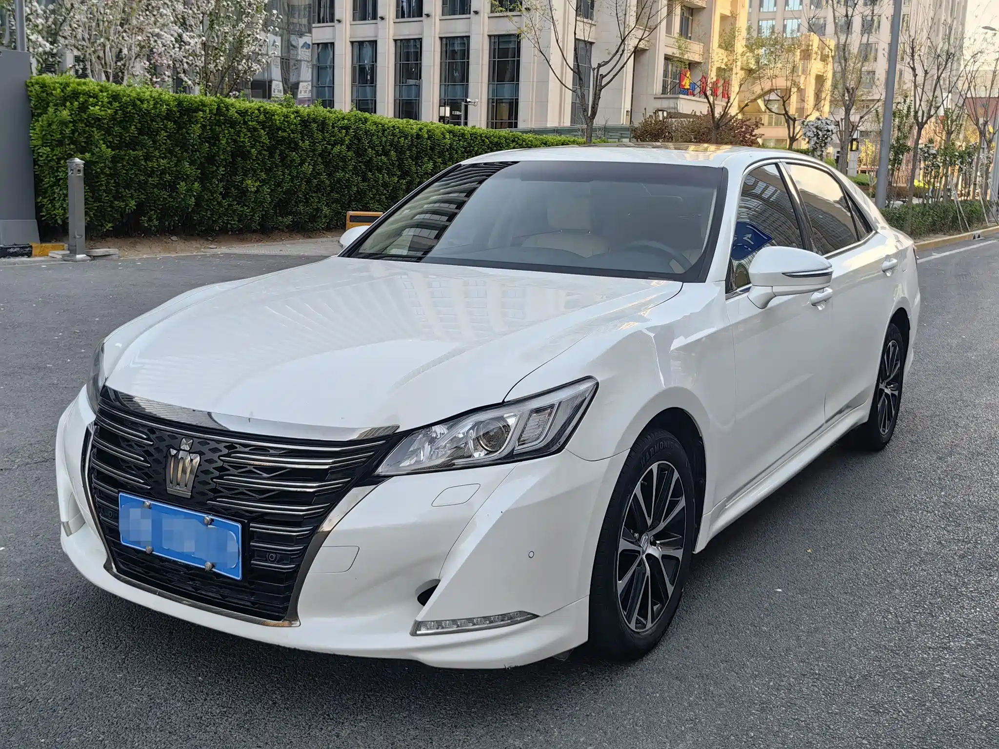 TOYOTA CROWN 2018
