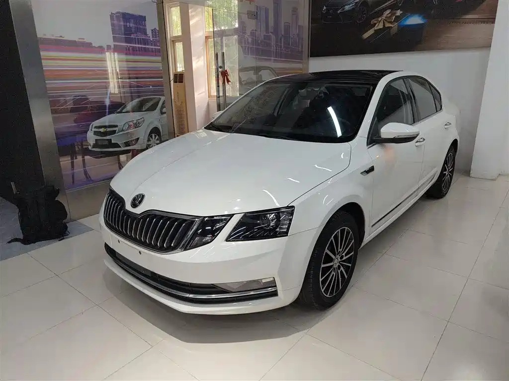 SKODA OCTAVIA 2018