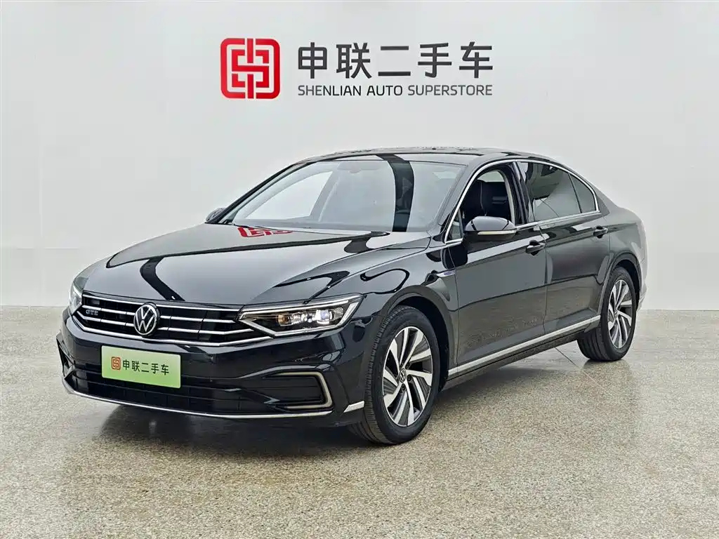 VOLKSWAGEN MAGOTAN GTE PLUG IN HYBRID 2022