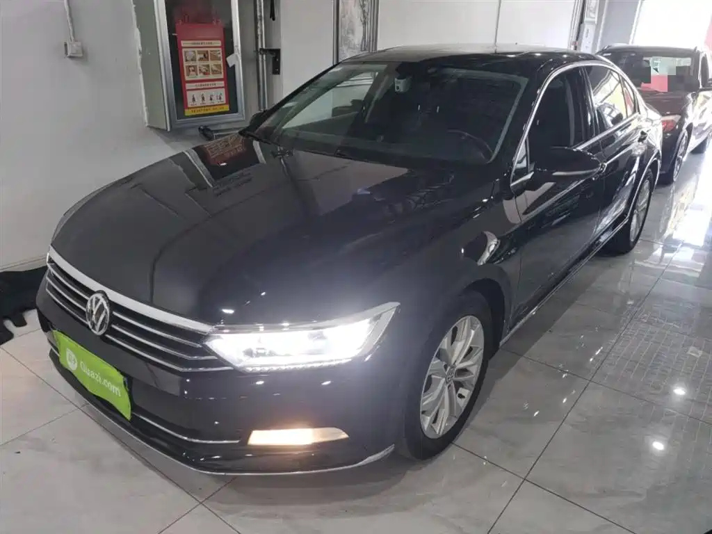 VOLKSWAGEN MAGOTAN 2018