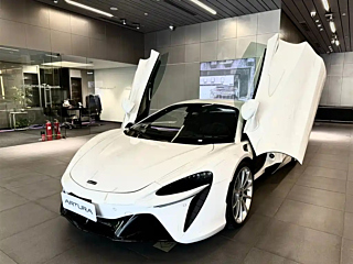 Заказать MCLAREN ARTURA