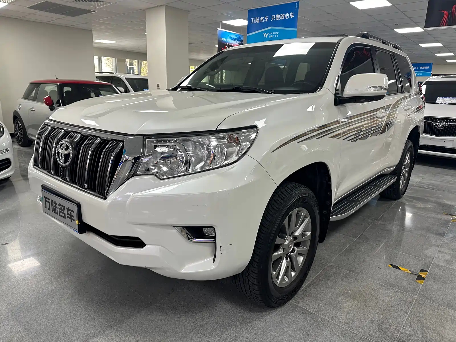 TOYOTA PRADO 2018