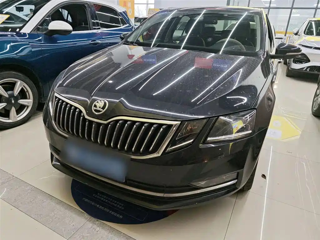 SKODA OCTAVIA 2019