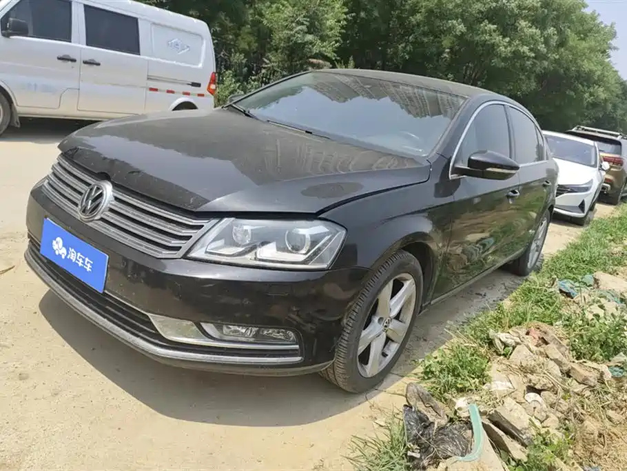 VOLKSWAGEN MAGOTAN 2016