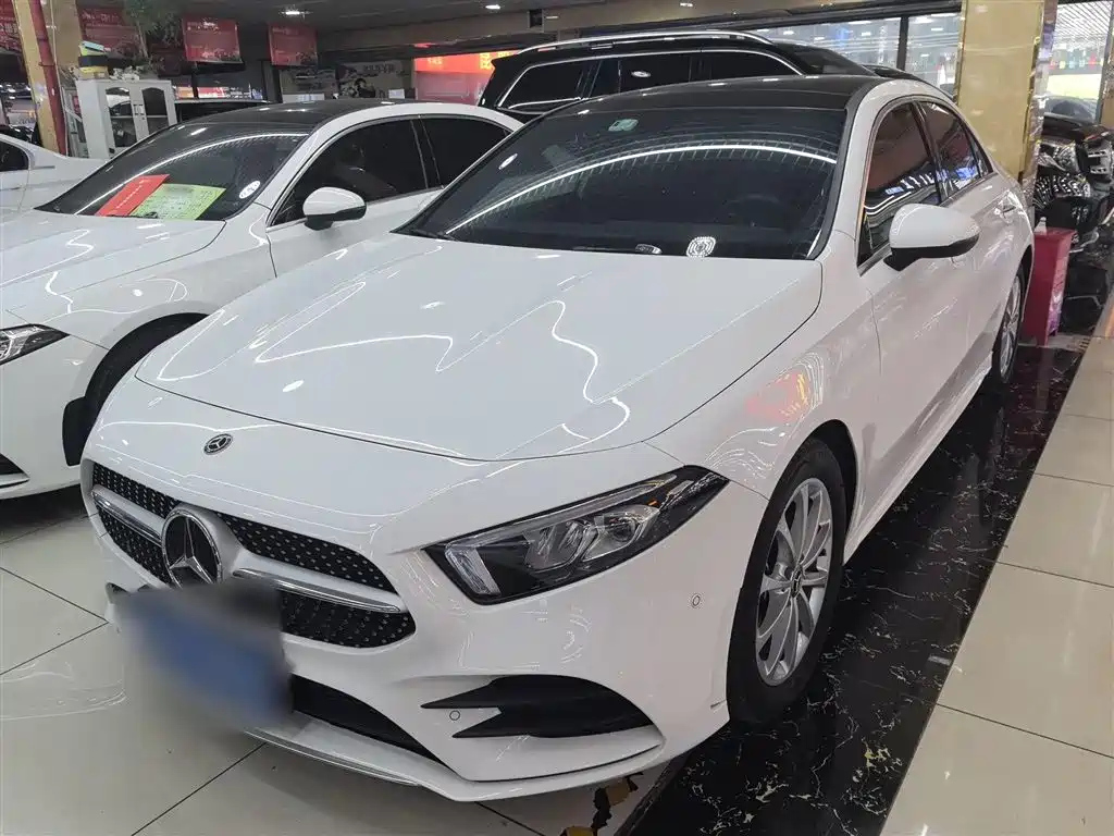 MERCEDES BENZ A-CLASS 2020
